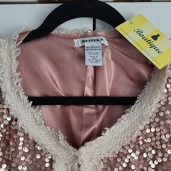NWT Chic Sequin Jacket with Cream Trim - Picture 2 of 5